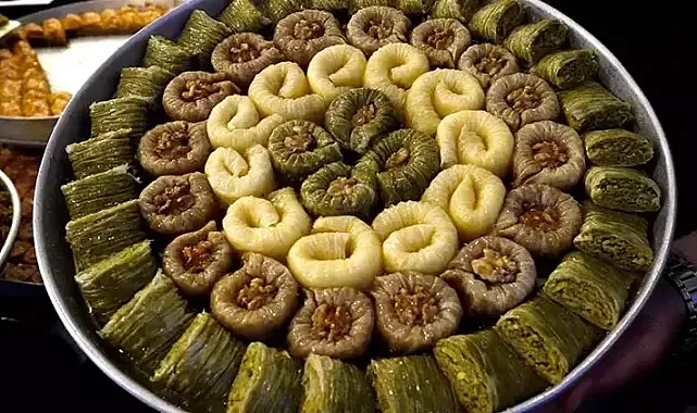 Baklavada çeşit zenginleşti, bayramda en çok hafif tatlılar tercih ediliyor