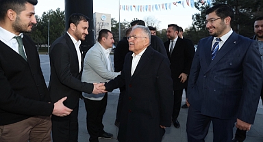 Başkan Büyükkılıç, gençlerle iftarda buluştu