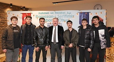 Başkan Palancıoğlu, Gençlerle İftar Sofrasında Buluştu