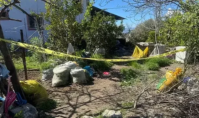 Eşini öldürüp, intihar etti