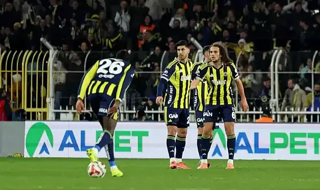 Fenrbahçe'den kendi sahasında tarihi galibiyet!