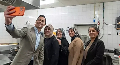 Hollanda Başbakanı Jetten, iftara katıldı