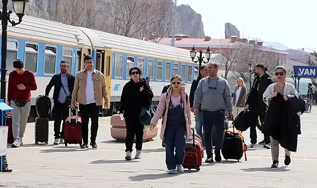 İran’a saldırı Van turizmini etkiledi; otellerdeki doluluk yüzde 10'a düştü