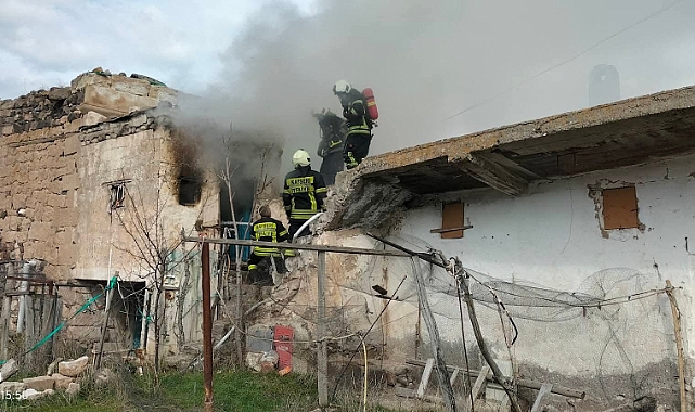 Kayseri'de müstakil evde yangın