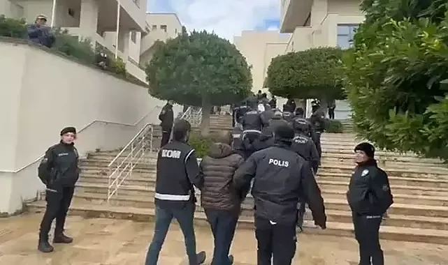 Marmaris Belediyesi'ndeki 'rüşvet' soruşturmasında 4 şüpheli tutuklandı