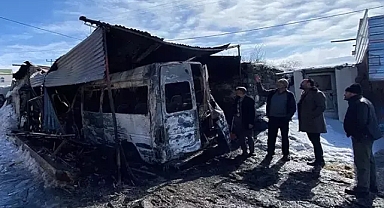 Minibüs yandı, hayırseverler sahip çıktı: iyilik ölmedi