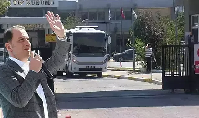 Murat Çalık savunma yapıyor