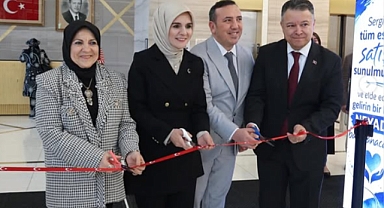 NEYAD New York'ta Sanatla Buluştu: Prof. Dr. Gökalp Öner'in Koleksiyonu Eğitim İçin Sergilendi