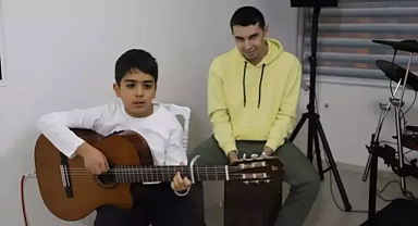 Otizmli çocuklar müzikle engelleri aşıyor