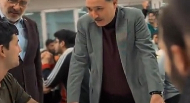 Vali Gökmen Çiçek, sahurda öğrencilerle bir araya geldi