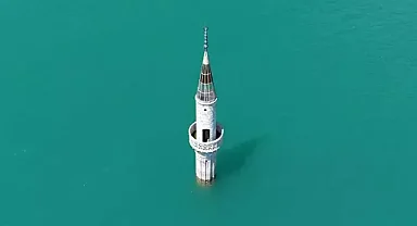 Barajın doluluk oranı yüzde 99'a ulaştı mahalleden geriye sadece minarenin bir bölümü kaldı