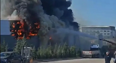 Boya fabrikasında yangın çıktı