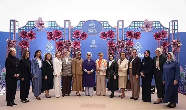 Cemre Çarşısı’nın kapıları iyiliğe açıldı