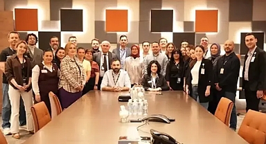  Demans hastası yolcuya 24 saat boyunca hizmet veren havalimanı çalışanına ödül