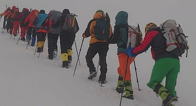 Erciyes’e 23 Nisan zirve tırmanışı