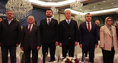 Hulusi Akar: Recep Tayyip Erdoğan liderliğinden başka bu ülkeyi yönetmek gerçekten mümkün değil