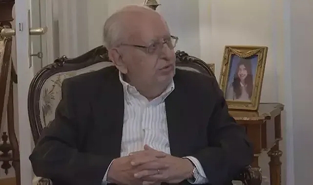 Hüsamettin Cindoruk hayatını kaybetti