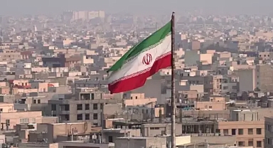 İran: ABD ile İsrail tarafından düzenlenen saldırının hedefi olduğu bildirildi.