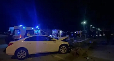 Kayseri'de iki otomobil çarpıştı: 4 kişi yaralandı