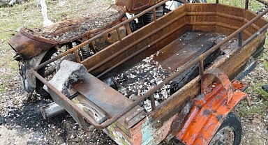 Kayseri’de park halindeki motosiklet yandı