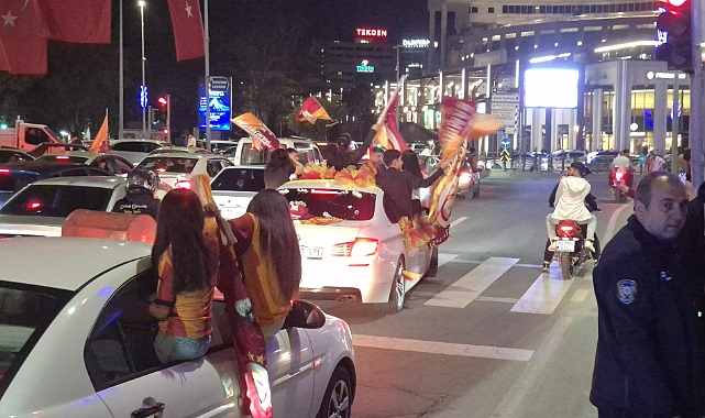 Kayseri sokaklarında Galibiyet sevinci