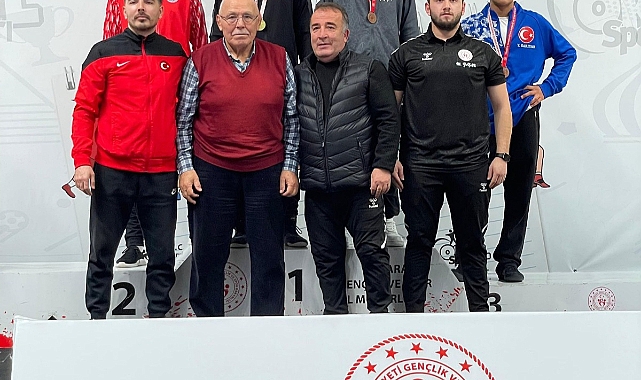 Kayserili sporcular güreşte Türkiye şampiyonu oldu