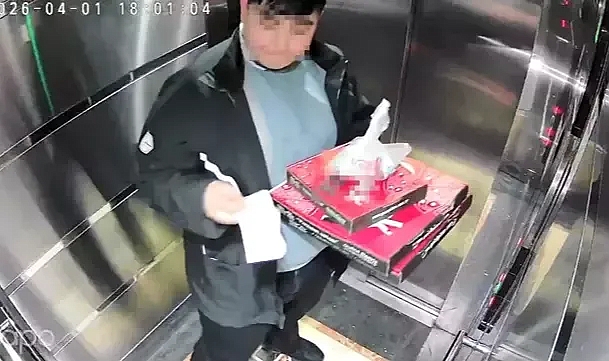 Kurye ilk önce pizzayı yedi, apartmanada uygunsuz davranışta bulundu