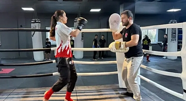 Milli muay thai sporcusu liseli Beyza'nın hedefi Avrupa ve dünya şampiyonluğu