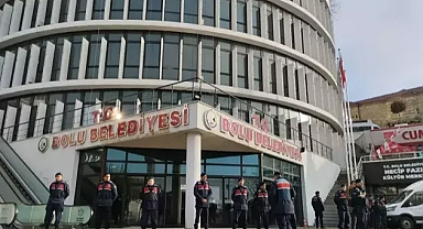 O belediye'ye şok baskın: 3 şüpheliye gözaltı