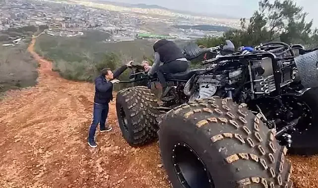 Rusya'da gördükleri ATV 'nin daha büyüğünü Türkiye'de ürettiler, dev ATV engel tanımıyor, tüm engelleri aşıyor