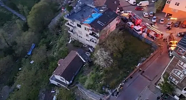 Servis çatıya uçtu! Kağıthane’de şoför yaşamını yitirdi, öğrenciler saniyelerle kurtuldu