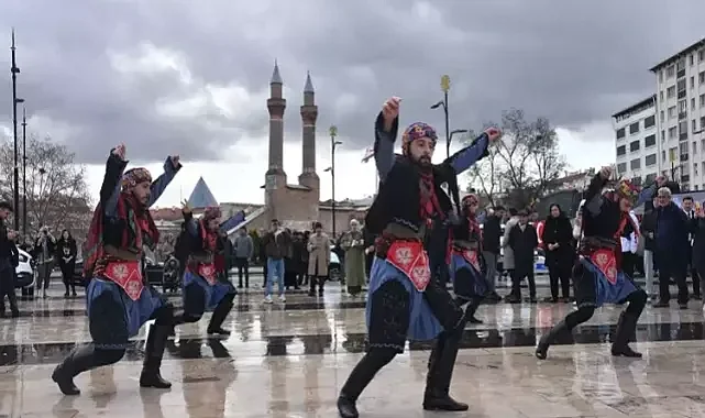 Sivas'ta Türk Polis Teşkilatı’nın 181’inci kuruluş yıl dönümü, kutlandı.