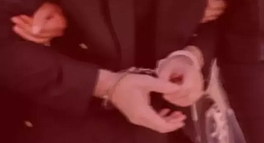 'Tefecilik' ve 'kara para aklama' yüzünden 20 şüpheli gözaltına alındı.