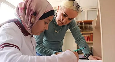 'Türkiye Yüzyılında Kızlar Okuyor' projesi sürüyor