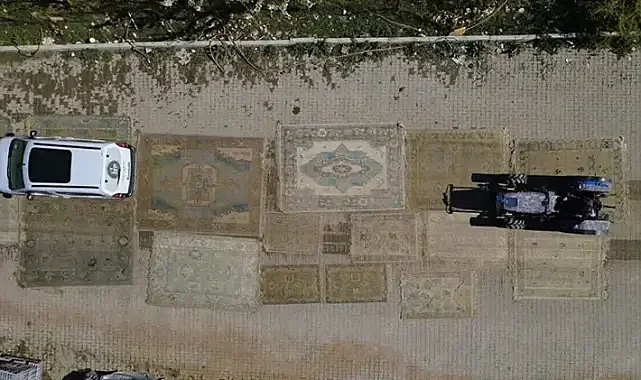 Yollarda eskitilip, antika görünümü kazandırılan Demirci halıları, Avrupa'ya ihraç ediliyor