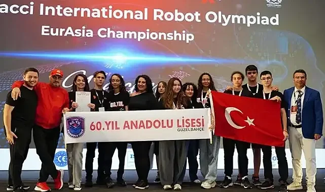 Akran eğitimiyle kurulan lise robotik takımı, Dünya Şampiyonası'nda