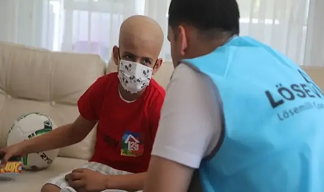 Emir kanseri yenip, okula ve yeşil sahalara dönmek istiyor