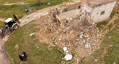 Gaziantep'teki fırtınada evi çöken 85 yaşındaki kadın: Silah sıktılar sandım, baktım evim yıkıldı