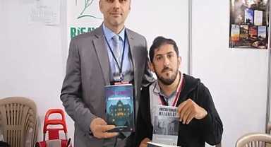 Hastalığı kalemine engel olmadı!