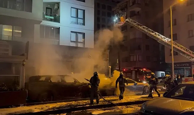 Kadıköy'de o işletmede büyük yangın!