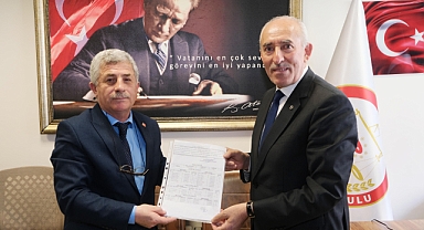 Mazbatayı alan Odakır: “Hizmetlerimizle konuşulmaya devam edeceğiz”