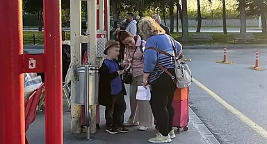 Nazar, 7 yıl sonra kavuştuğu annesiyle yeni hayatı için yola çıktı