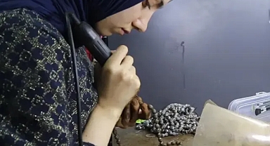 Oltu taş işçiliğinde kadınlar öne çıktı!