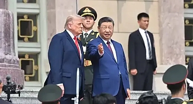 Trump, Çin'e uçtu!