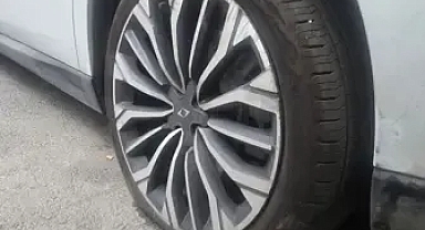 Ünlü iş insanı saldırıya uğradı, o anlar kameraya yansıdı!