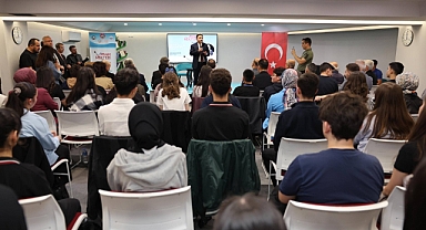Vali Çiçek’ten Marifet Mektebi’ne Ziyaret 