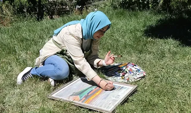 Ailesi mezar yeri ararken; o sanata yöneldi!