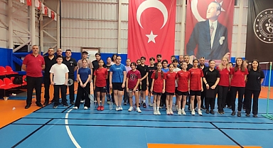 ANALİG Badminton İl Seçmeleri Heyecanı Sürüyor