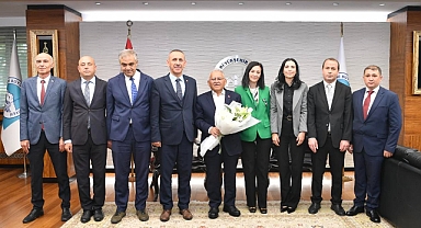 Başkan Büyükkılıç'a 