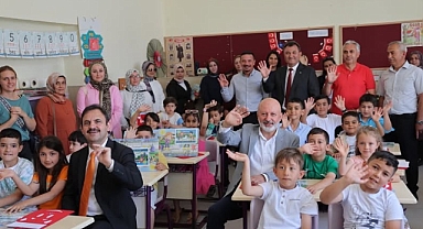 Başkan Çolakbayrakdar; öğrencilerin karne sevincine ortak oldu